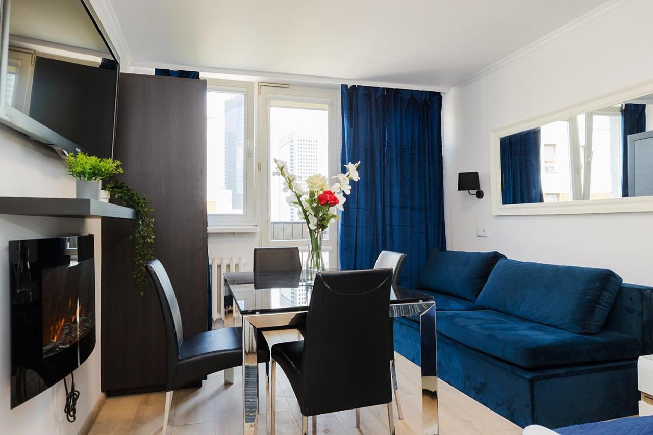 Unitapartaments Short Rent Apartment In Warsaw By Metro Station Rondo Onz Apart With 3Bedrooms 23 Exterior foto